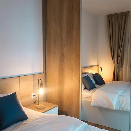 Apartment Mint